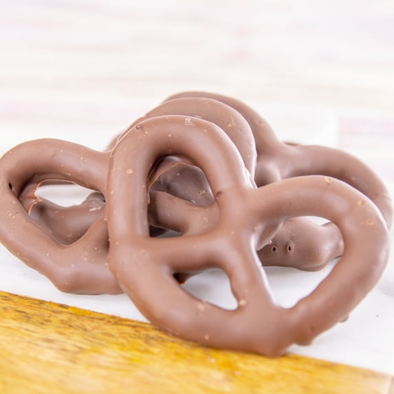 Wockenfuss Candies Sugar Free Milk Chocolate Pretzels, 10 pieces