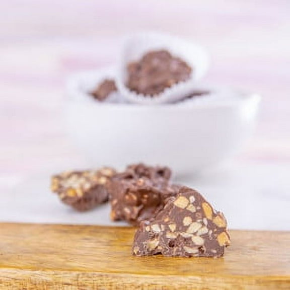 Wockenfuss Candies Sugar Free Milk Peanut Clusters - 1lb