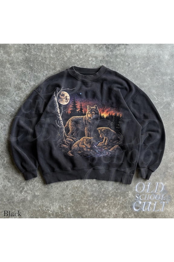 Wolf Family Vintage 90s Sweatshirt, Retro Wildlife Crewneck, Nostalgia Nature Pullover, Cozy Black Wolf Top,Rustic Outdoor Animal Lover Gift