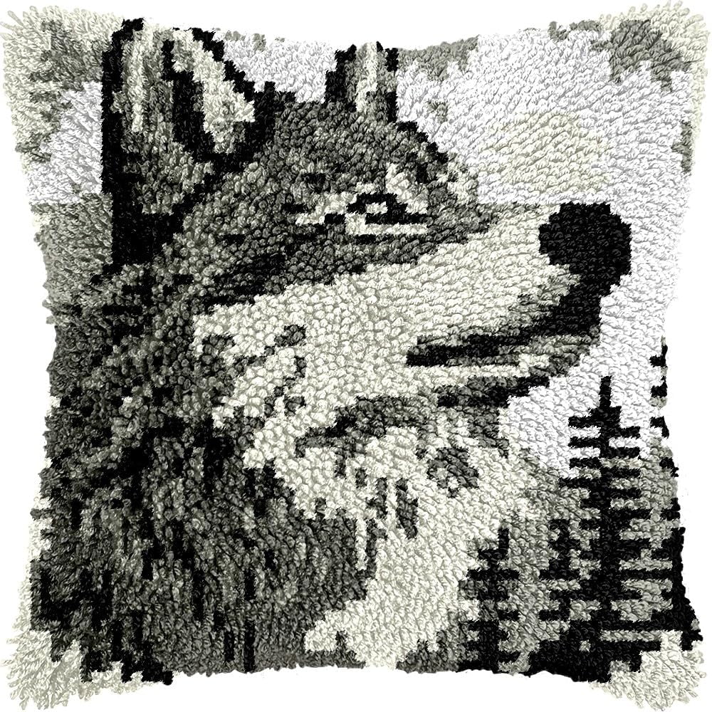 Wolf Latch Hook Kits Pillow DIY Pillowcase Crochet Hook Cushion Making Kits with Preprinted Pattern Canvas Instruction Yarns Pillow Cover Easy Starter DIY Crochet Kits 43x43cm（L41)