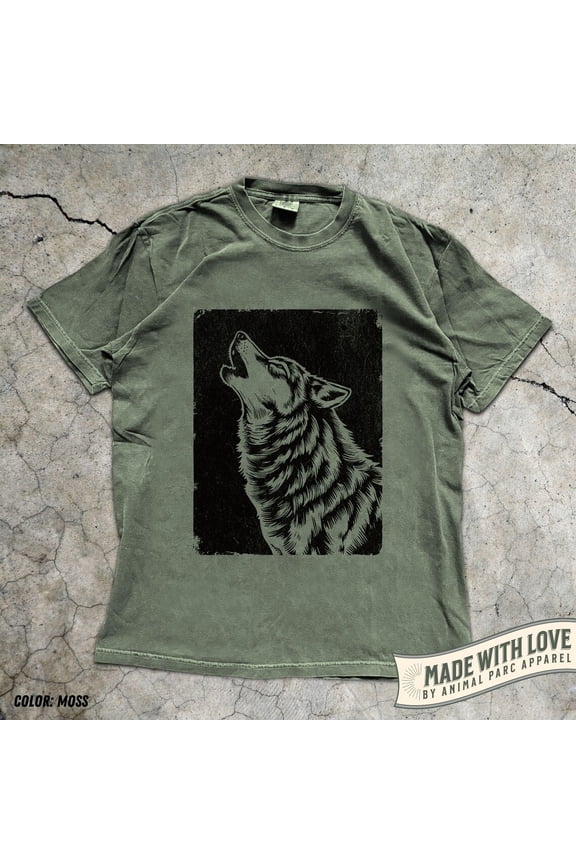 Wolf Moon T-Shirt, Full Moon Wolf Shirt For Men & Women, Lone Wolf Graphic Tee, Spiritual Animal Shirt, Nature Wildlife Aesthetic Top All Size S-5XL