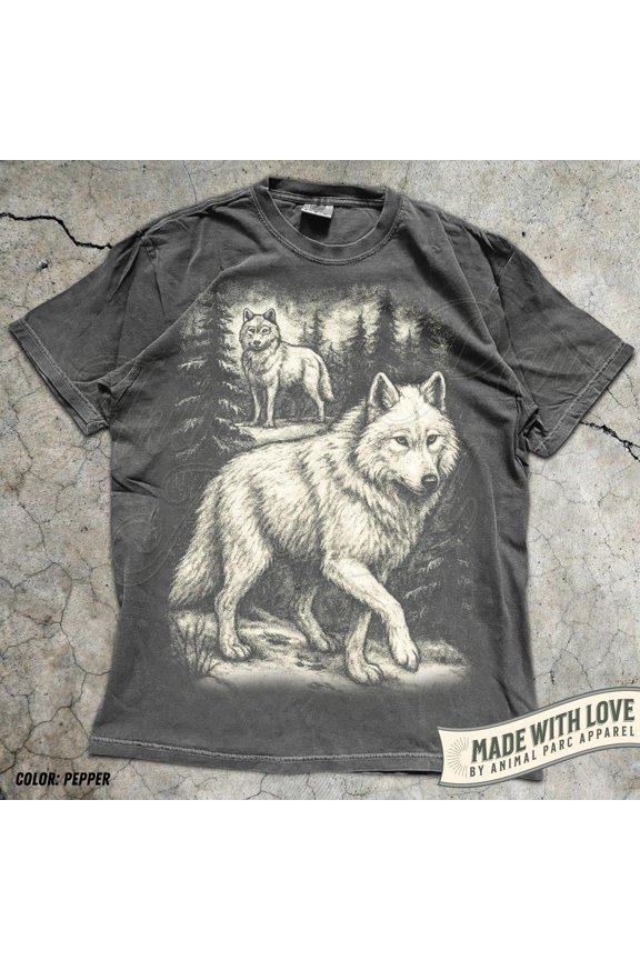 Wolf Shirt Vintage Wildlife Graphic Tee, Nature Lover , Forest Animal T-Shirt, White Wolf Art, Outdoors Adventure Top, Arctic Wolf Tee All Size S-5XL