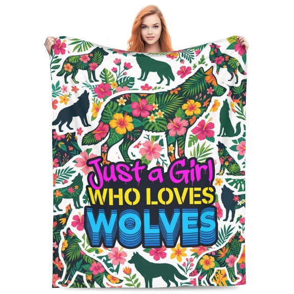 Wolf Throw Blanket, , Soft Plush Winter Bedding, Warm Flannel for Women, Unique Animal Gift for Sofa Couch 50x40