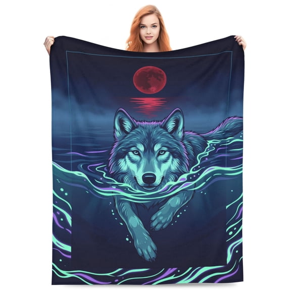 Wolf Throw Blanket, Warm Soft Cozy Wolf Throw, Plush Fleece Fuzzy Blanket, Gifts for Couch Bed Sofa, Modern Wildlife Art Decor 60x50