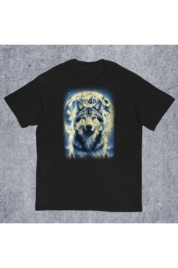 Wolf Vintage Graphic Tee Shirt Gift for Woman and Man 90s Retro Style Unisex T-shirt Wolves Shirts Grunge Clothing Wolf Lover Gifts