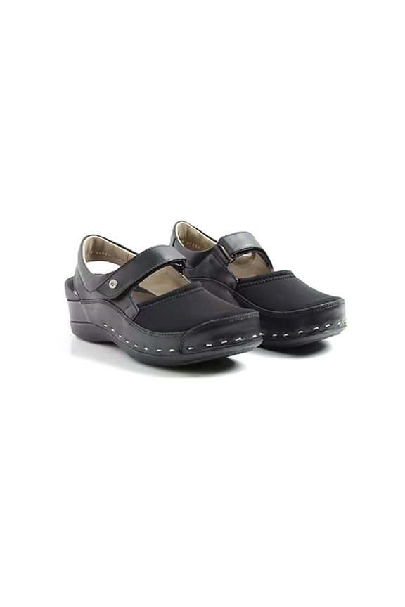 Strap Cloggy Clog