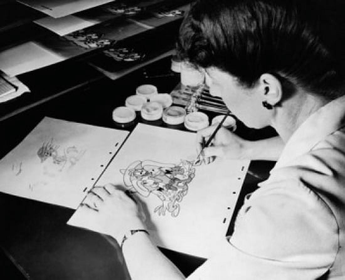Woman drawing a picture Canvas Art - (24 x 36)