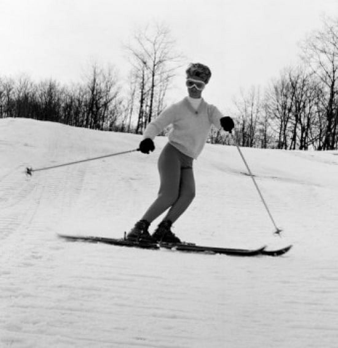 Woman in ski goggleskiing Canvas Art - (24 x 36)