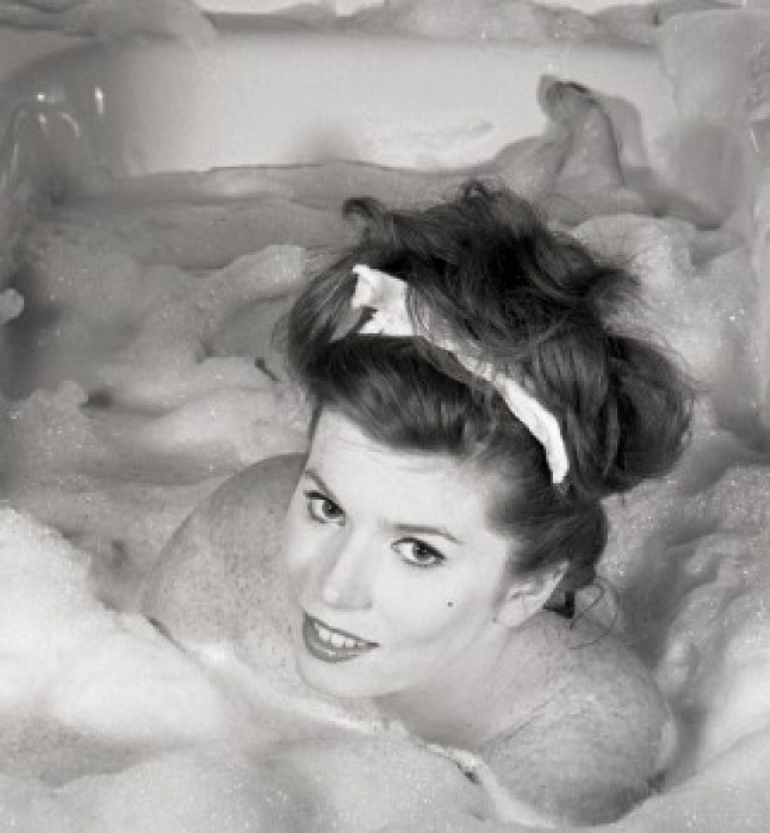 Woman taking bath Canvas Art - (18 x 24)