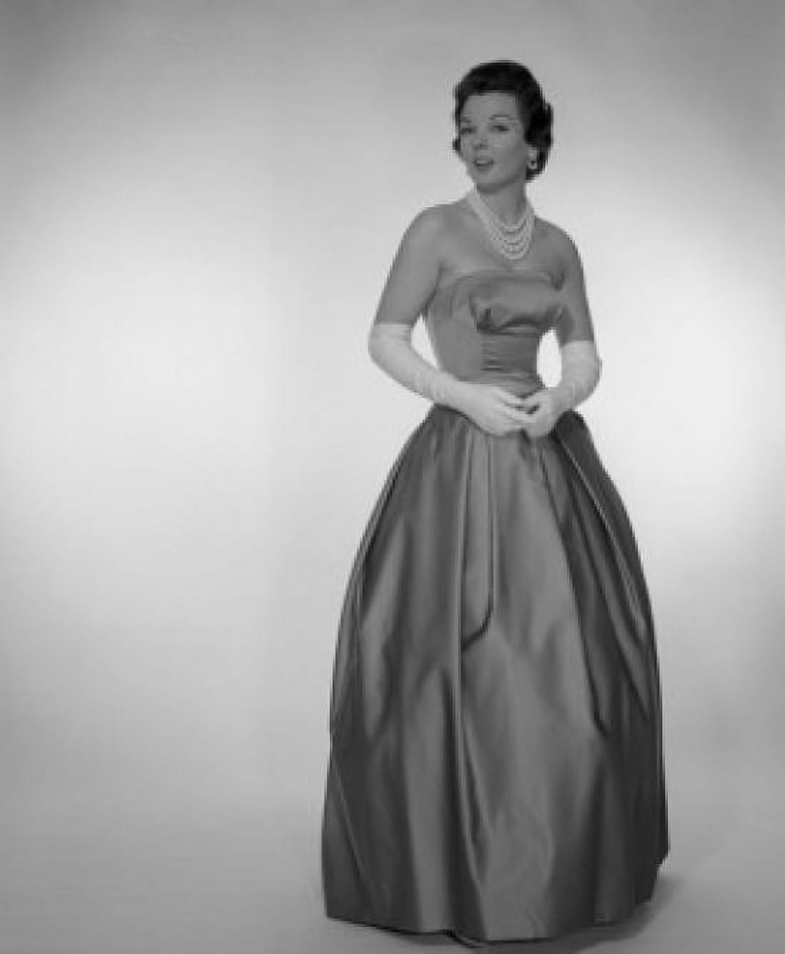 Woman wearing elegance dress Canvas Art - (24 x 36)