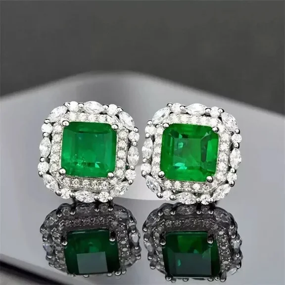 Women Beauty Halo Stud Wedding Earring 14K White Gold Plated 3Ct Princess Cut Simulated Green Emerald Silver Ring
