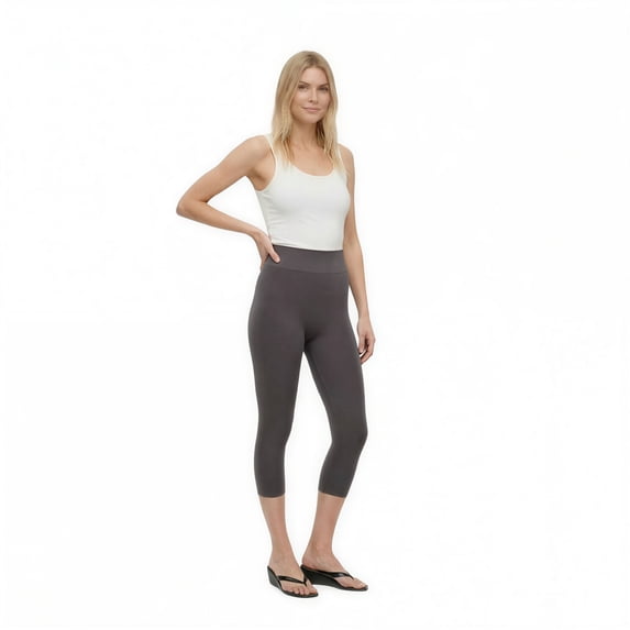 COUVER Women Seamless Stretch Capri Leggings, Charcoal, One Size