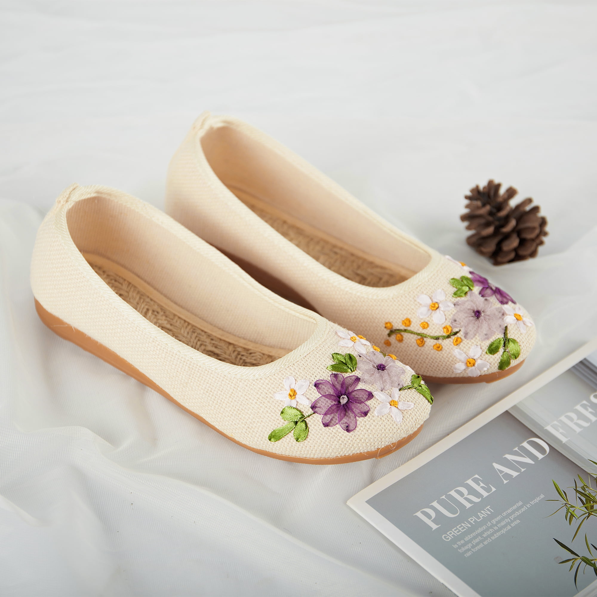 Women Classic Floral Print Embroidered Shoes Chinese Style Ballet Flats  Shoes Slip on Shoes