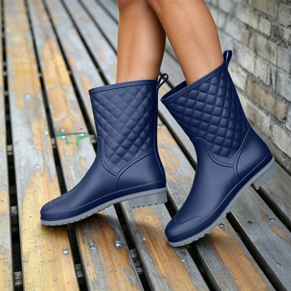 Women Diamond Quilted Mid Calf Rain Boots, Pull On Low Block Heel Waterproof Shoes For Gardening Commute Rainy Outdoor Wear Blue 6