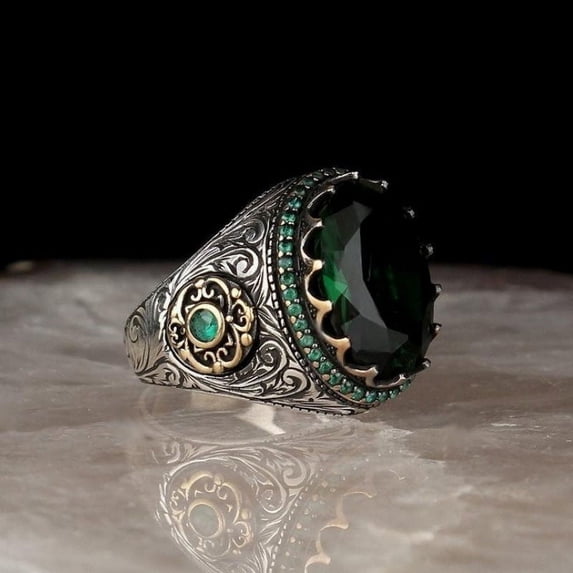 Women Geometric Alloy Insect Ring With Blue And Green Zircon Gemstone Inlay Fashion Jewelry For Everyday Wear Delight