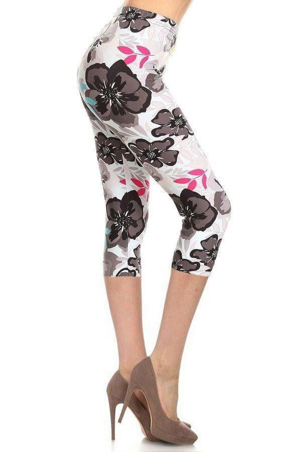 Spalding Women's Activewear Pace Legging with 2 Pockets, Paradise Floral,  Small at  Women's Clothing store
