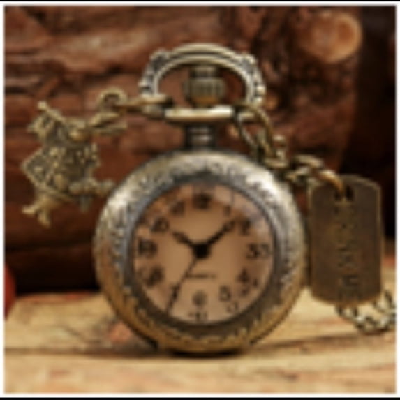 Women Mirror Pocket Watch Flip Open Pendant Necklace Retro Style Quartz Timepiece Glass Jewelry Gift Accessory