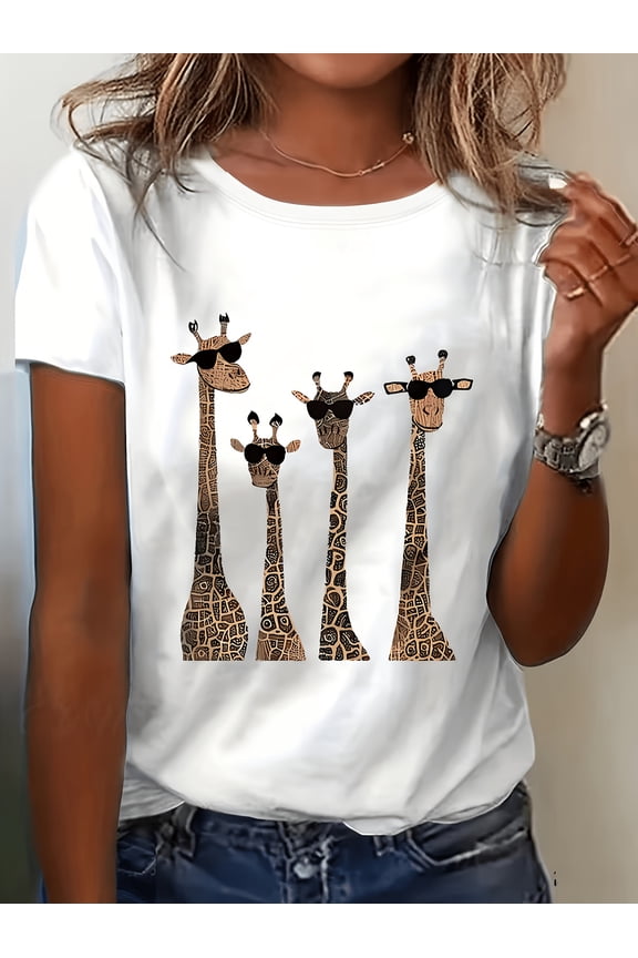 Women'S Stylish And Chic Round-Neck T-Shirt with a Giraffe Print