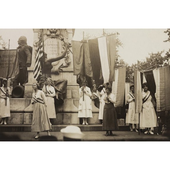 Women'S Suffrage Activists Protest Woodrow Wilson'S Failure To Support A Constitutional Amendment For Votes For Women.