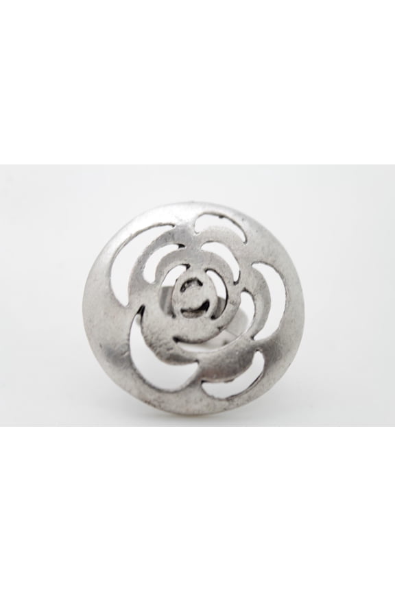 Women Silver Metal Ring Fashion Jewelry Flower Round Floral Casual Work Day Wear