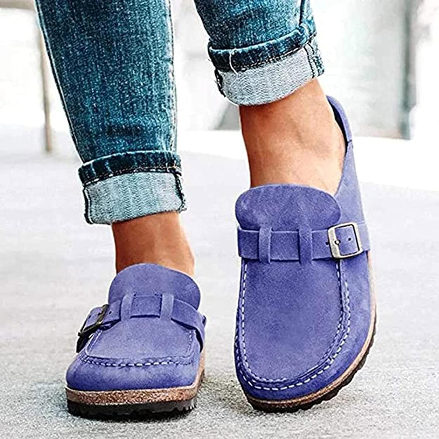 Men Women Clogs Foam Runner Shoes Casual  Sports Shoes Lightweight Walking Sneakers Non-Slip Water Shoes Slip-On Outdoor Indoor Summer Beach Sandals Breathable Cloud Slides Slippersshoes