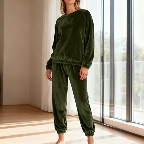 Women Velvet Warm Winter Pajama Sets Fuzzy Fleece Long Sleeve Tops and Jogger Pants Loungewear Sleepwear Sweatsuit Green S