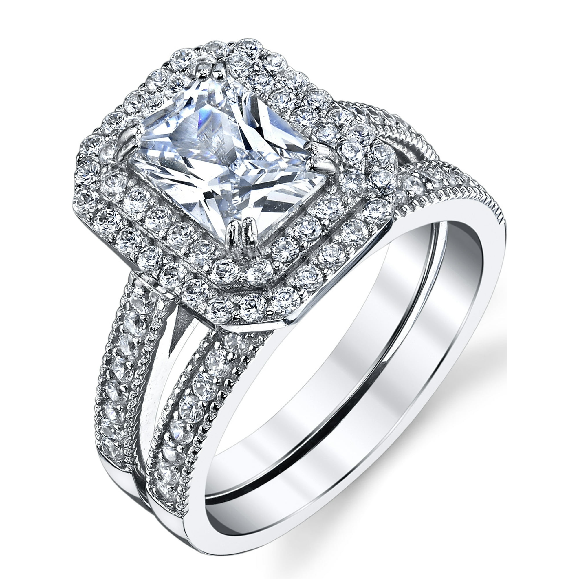 Women's Cushion Emerald Engagement Ring Set