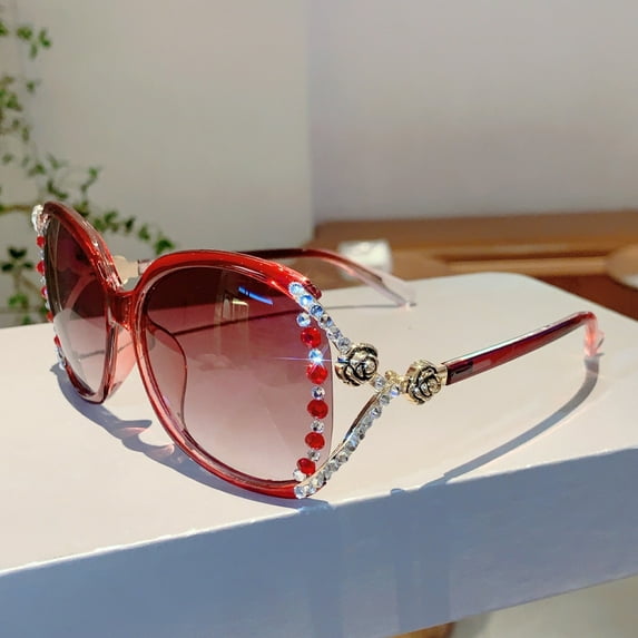 Women's 2025 new anti-ultraviolet metal diamond sunglassesEuropean and American style personality fashion wear light luxury sunglasses UV400