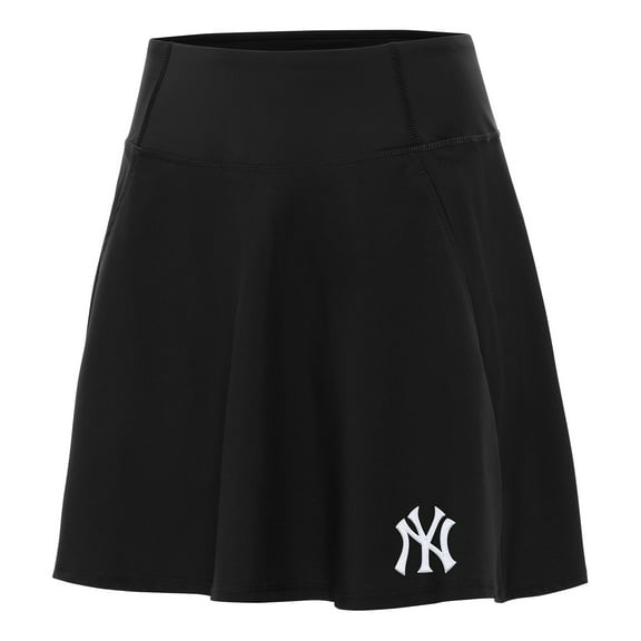 Women's Antigua Black New York Yankees Chip Skort
