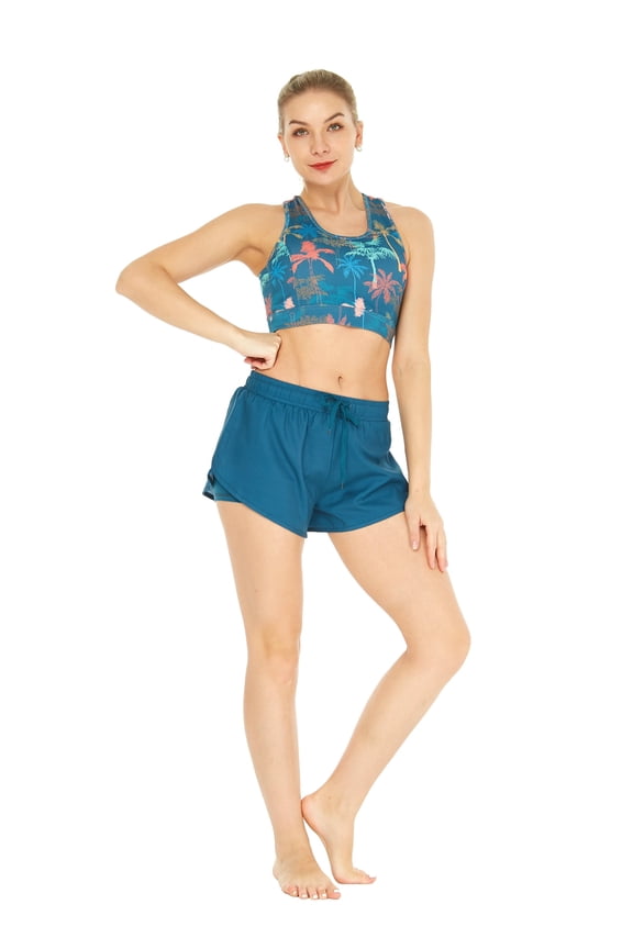 Women's Athletic Sportswear Patterned Bra Top and Solid Tennis Shorts Set in Crayon Palms Green Medium