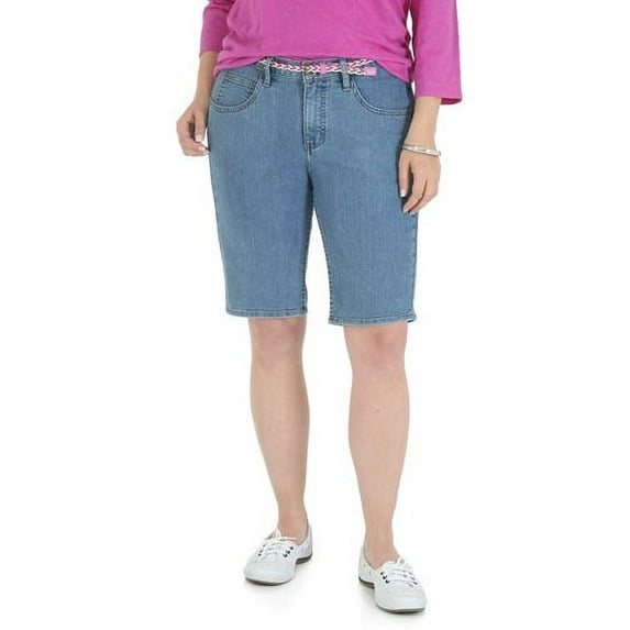 Women's Belted Bermuda Short