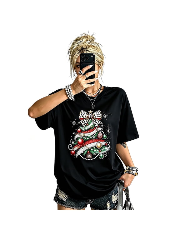 Women's Black Crew Neck Oversized Christmas Graphic T-Shirt, Leopard Bow Sparkle Christmas Tree Festive Short Sleeve Tee