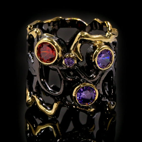 Women's Black Gold Plated Ring With Colored Stone Inlay Hollow Design Brass Gemstone Jewelry European Inspired
