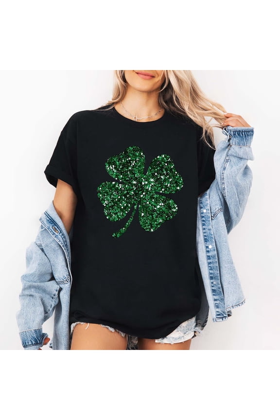 Women's T-Shirt Wild About Reading Cheetah Print