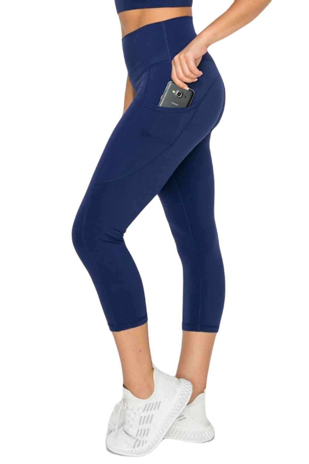 Women s Buttery Soft Activewear Capri Leggings with Pockets Navy Blue M Walmart