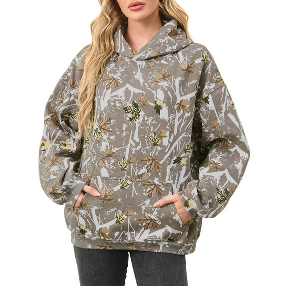Women's Camo Hoodies Fleece Oversized Maple Leaf Print Long Sleeve Sweatshirts with Pocket 2025 Fall Casual Relaxed Fit Blouses