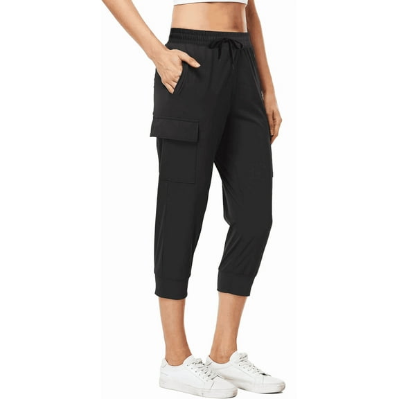 Women's Cargo Capri Sweatpants Hiking Joggers Cropped Pants with Pockets Lightweight Quick Dry Athletic Workout Leggings Casual Capri Black