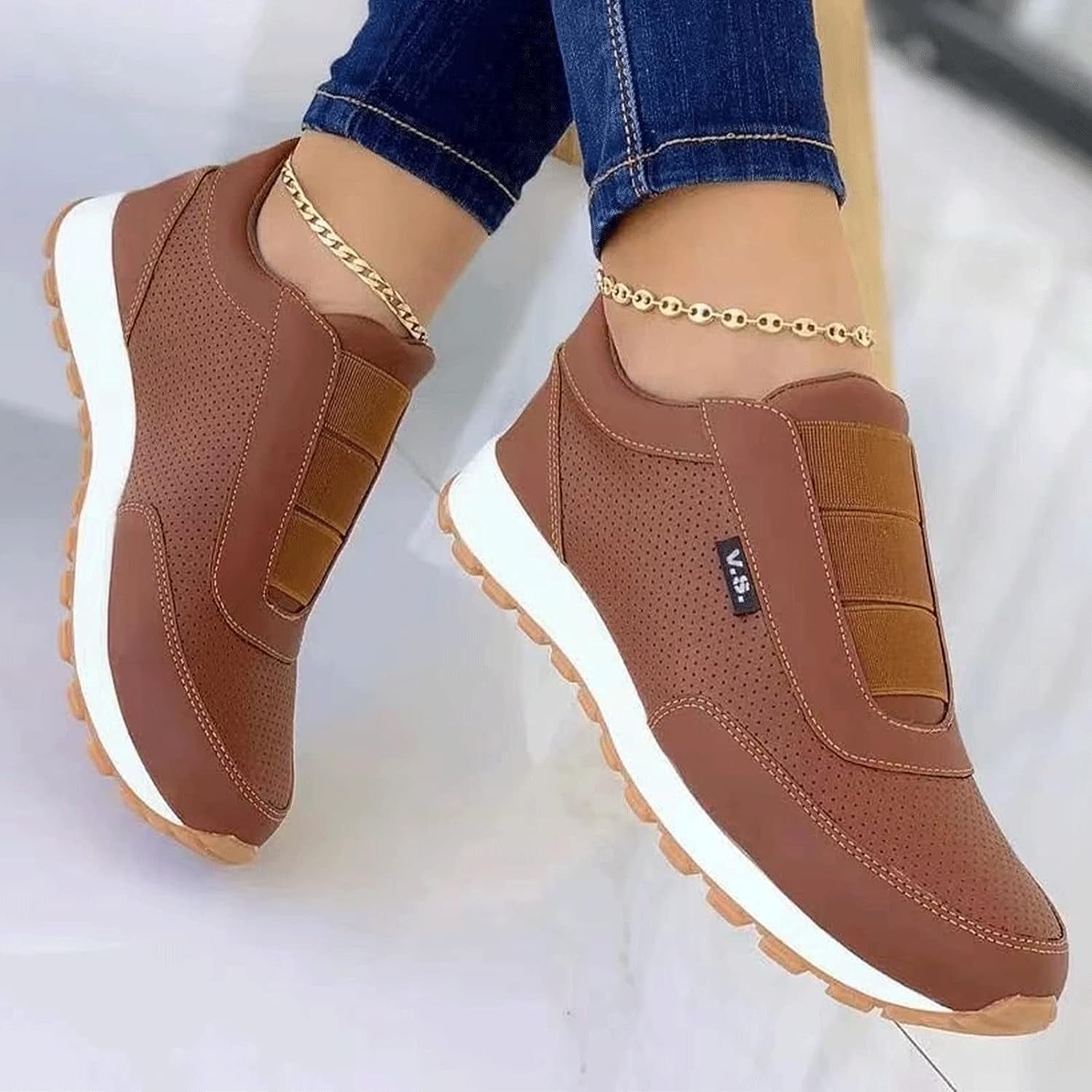 dressy walking shoes