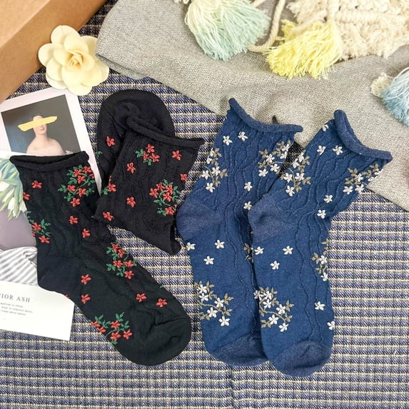 Women's Crew Ruffle Flower Socks - 2 Pair Set w/ Gift Bag - Made in Korea