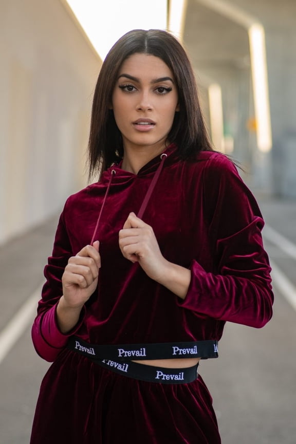 Womens Custom Active Velour Set In Burgundy