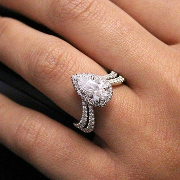 Women's Drop-Shaped Full Diamond Micro-Inlaid Zircon Ring