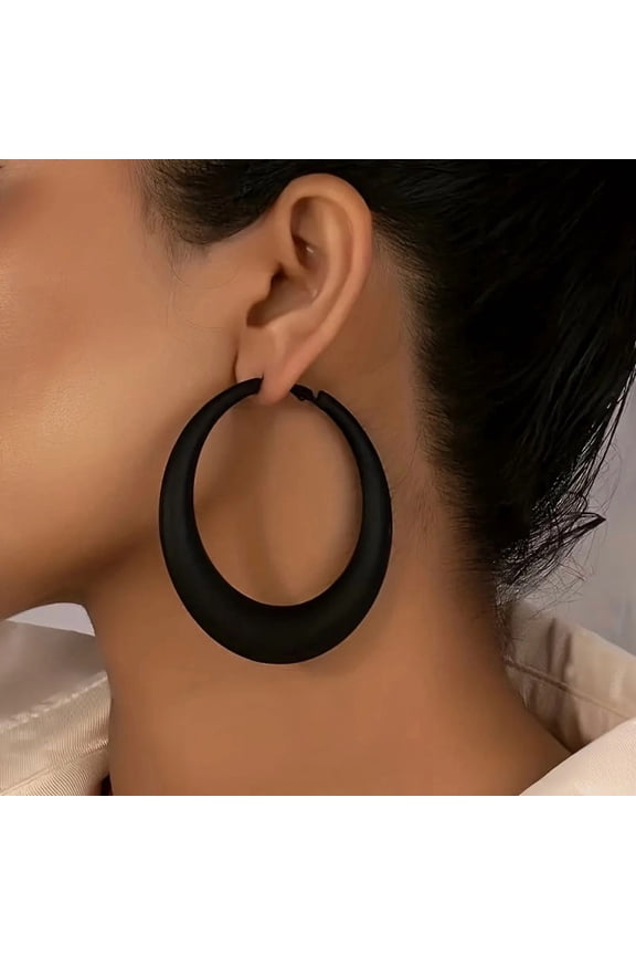 Women's Earrings Heavy-duty Large Hoops Exaggerated Simple And Elegant Black Circle Earrings