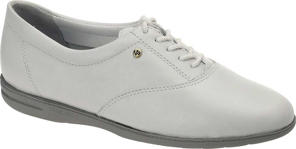Easy spirit white dress shoes discount