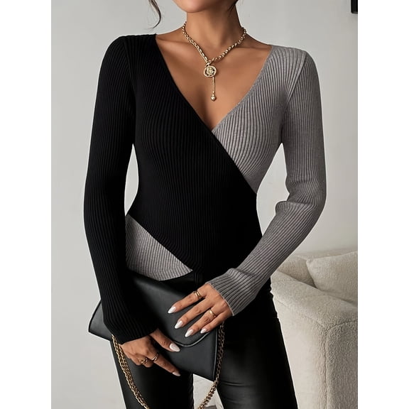 Elegant Patchwork Knit V-Neck Sweater for Women - Polyester Long Sleeve Pullover with Medium Stretch, Skinny Fit, Knitted Fabric - Fall/Winter Fashion