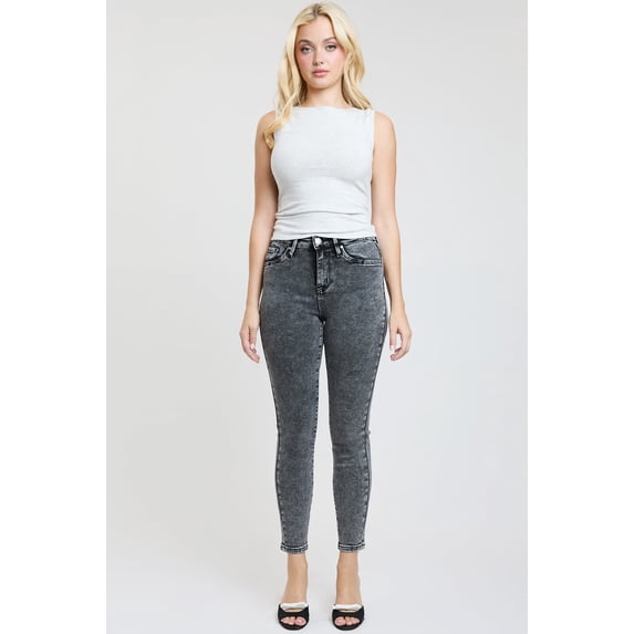 Women's Essential Skinny Jeans