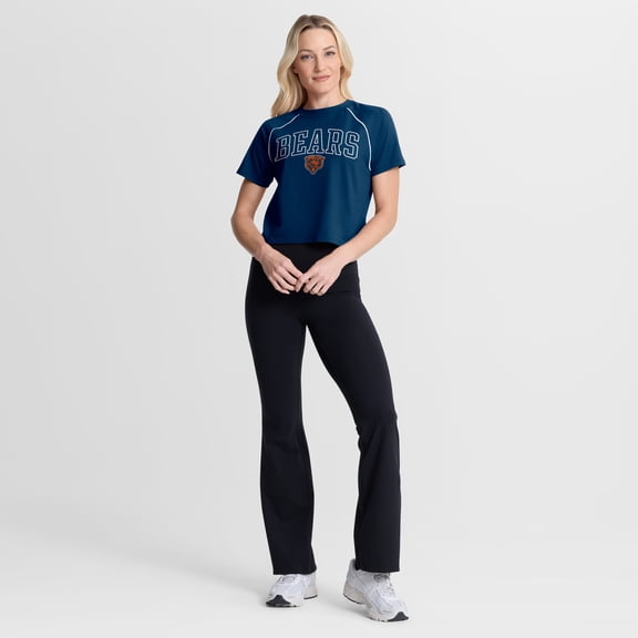 Women's Fanatics Navy Chicago Bears Offensive Scheme Raglan Tri-Blend Cropped Top