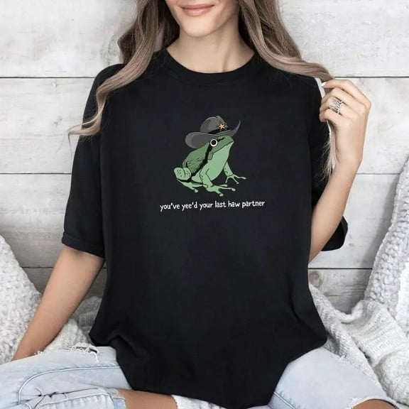 Yee Haw" Frog Western T-Shirt - Funny Country Humor Graphic Relaxed Fit Tops for Women's Concerts & Gift Giving