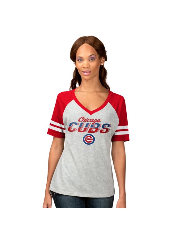 Women's G-III 4Her by Carl Banks Heather Gray Chicago Cubs Goal Line Raglan V-Neck T-Shirt