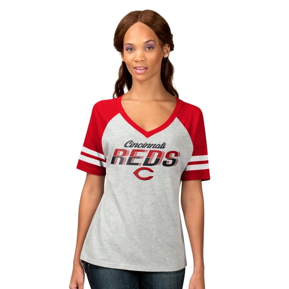 Women's G-III 4Her by Carl Banks Heather Gray Cincinnati Reds Goal Line Raglan V-Neck T-Shirt
