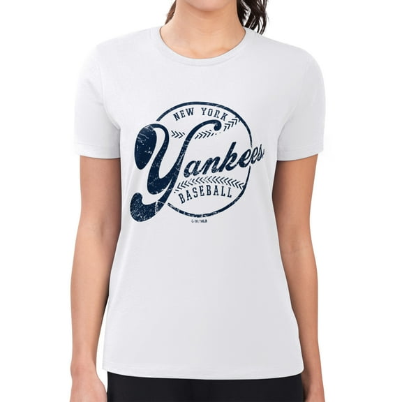 Women's G-III 4Her by Carl Banks White New York Yankees Super-Slim Fit Lightweight Distressed Baseball Team T-Shirt